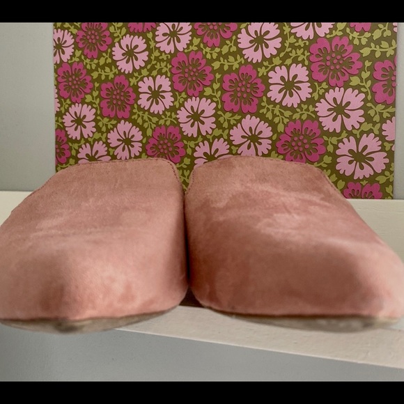 a new day Pink 💗suede flats size 9 **very good condition** - Picture 6 of 8